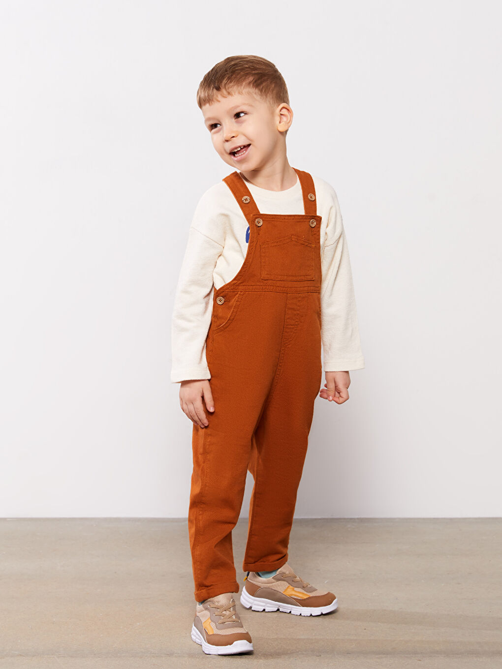 Kahverengi Kare Yaka Basic Erkek Bebek Salopet