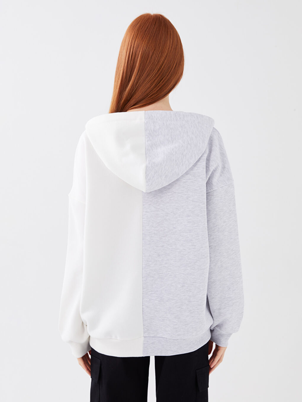 هودي تخين مطبوع أوفراسايز للسيدات - باغز باني-4