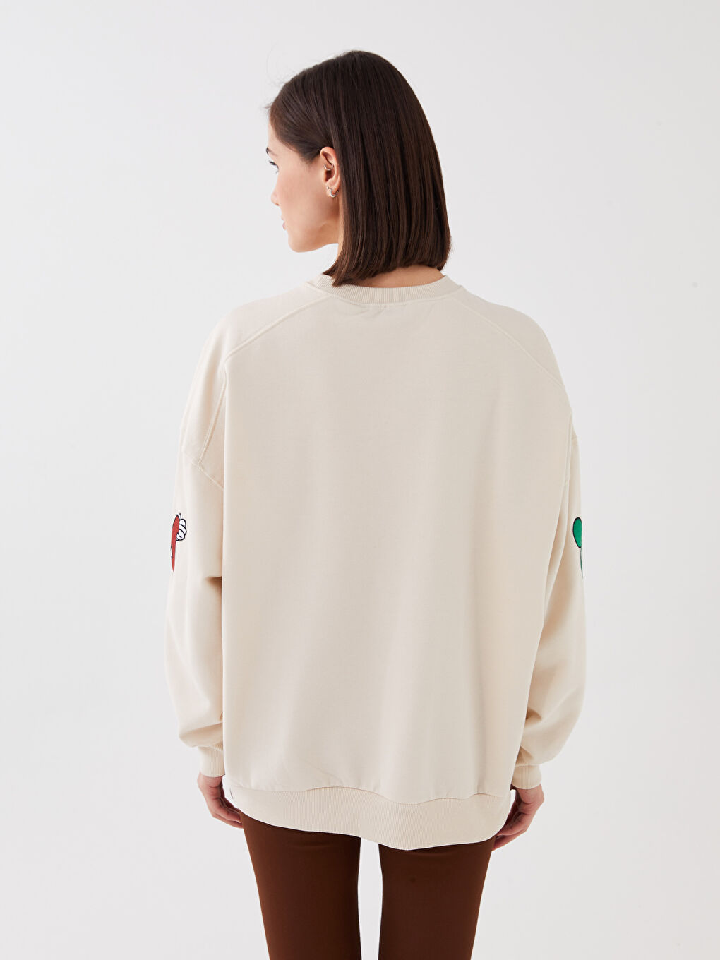 Женская толстовка оверсайз с круглым вырезом и принтом Микки Маус с длинным рукавом-4