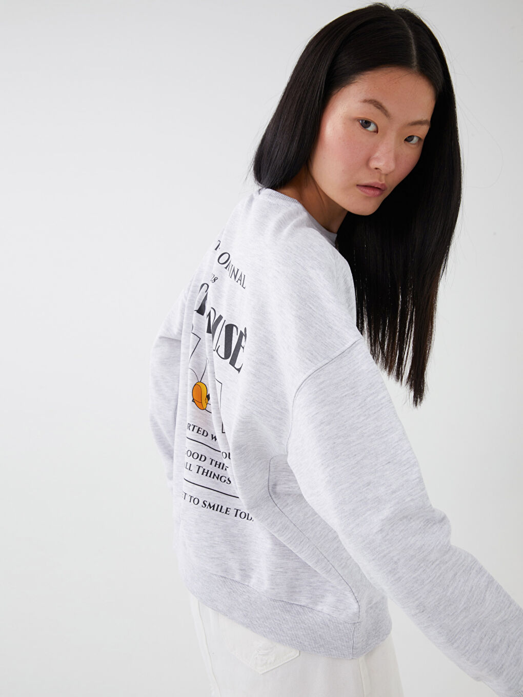 LC Waikiki Crew Neck Mickey Mouse Printed Long Sleeve Oversize Women's Sweatshirt -S3CD94Z8-EFN