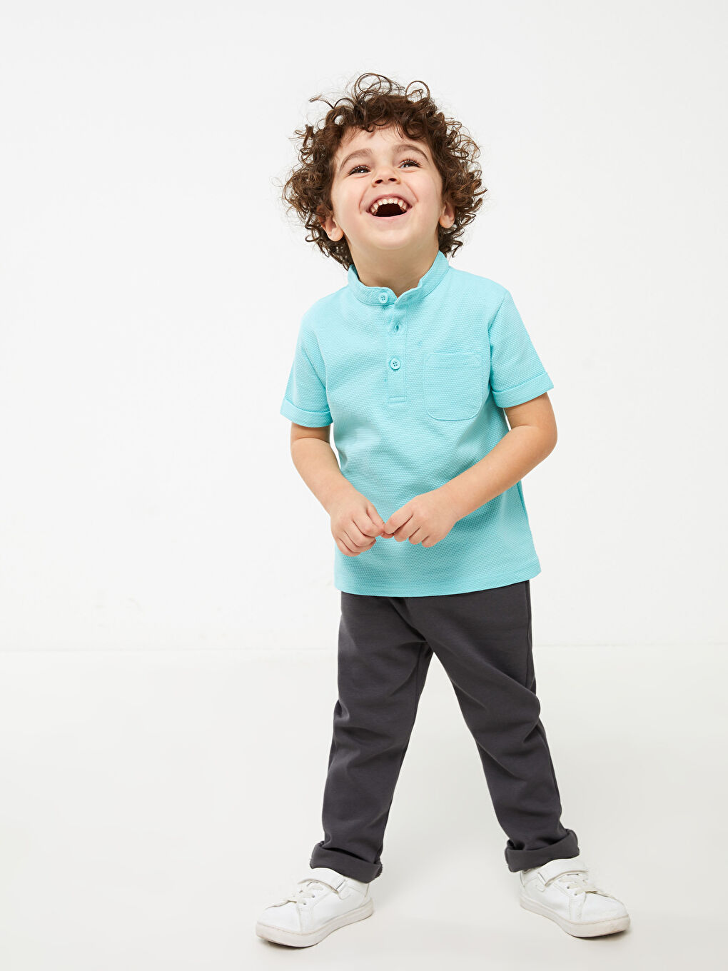 Tricou cu Mânecă Scurtă și Guler de Judecător pentru Bebeluși Băieți și Pantaloni Set de 2 Piese