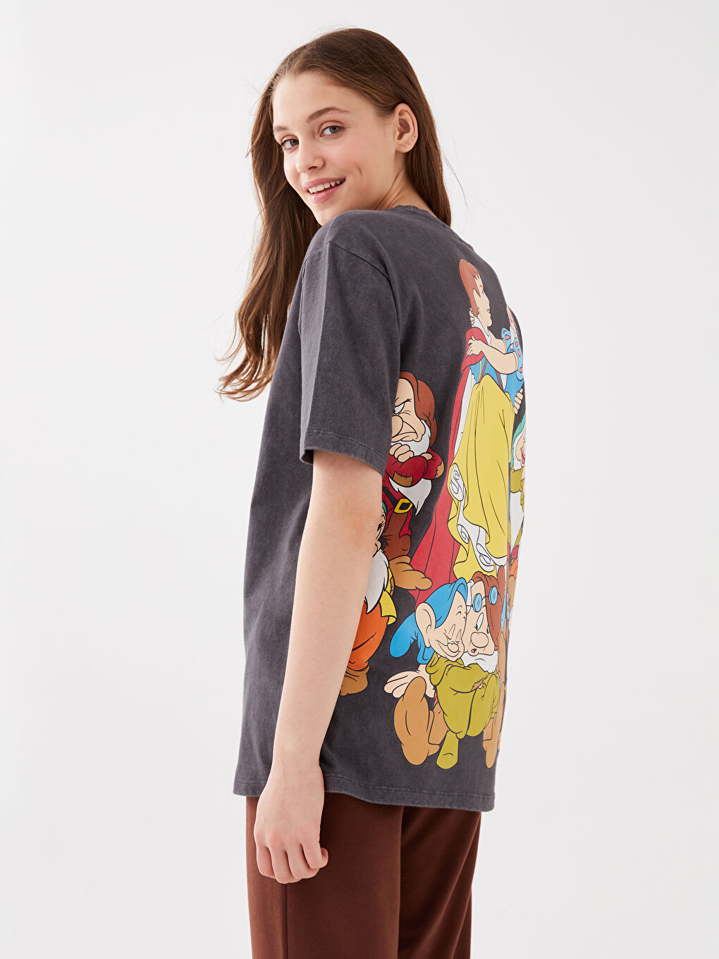 Crew Neck Princesses Printed Short Sleeve Oversize Women's T-Shirt-3