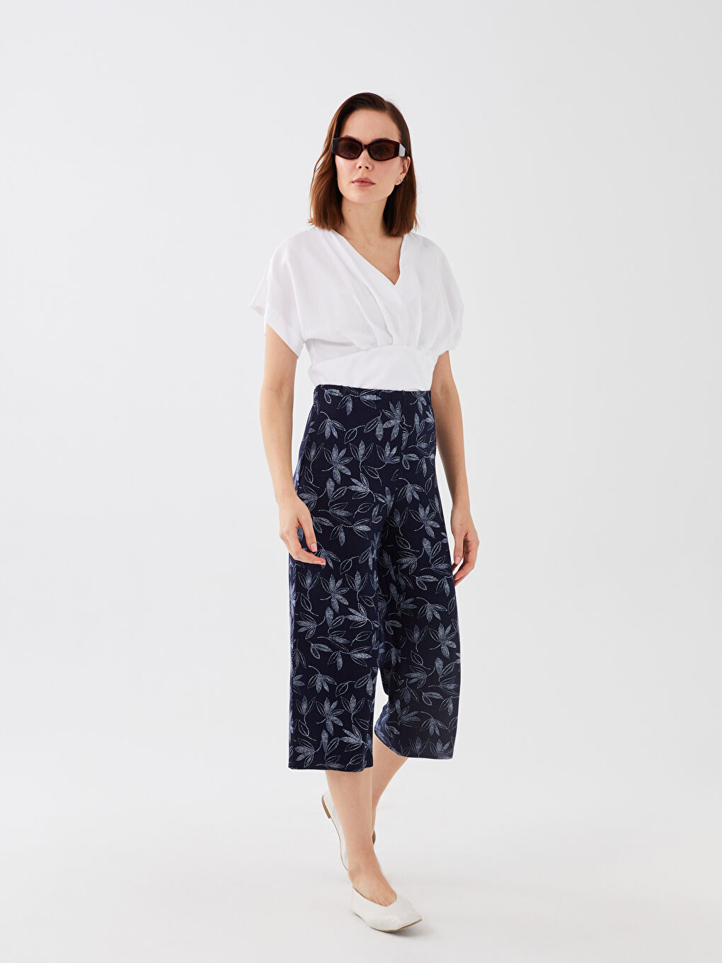Women's Capri with Elastic Waist Pattern -S3CF28Z8-LSF