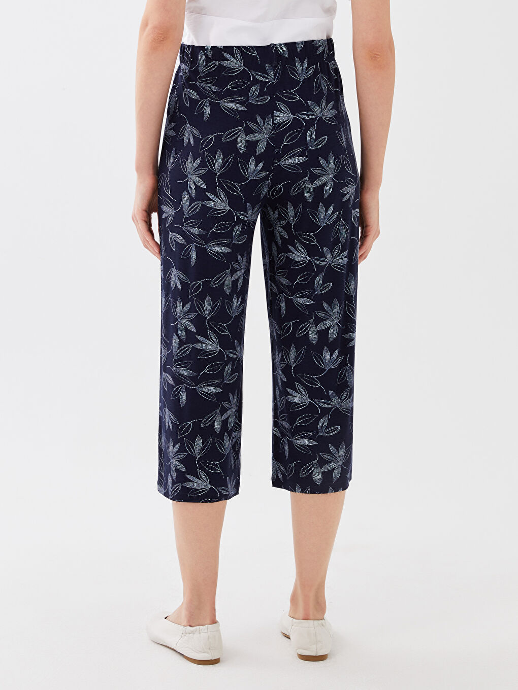 Women's Capri with Elastic Waist Pattern -S3CF28Z8-LSF