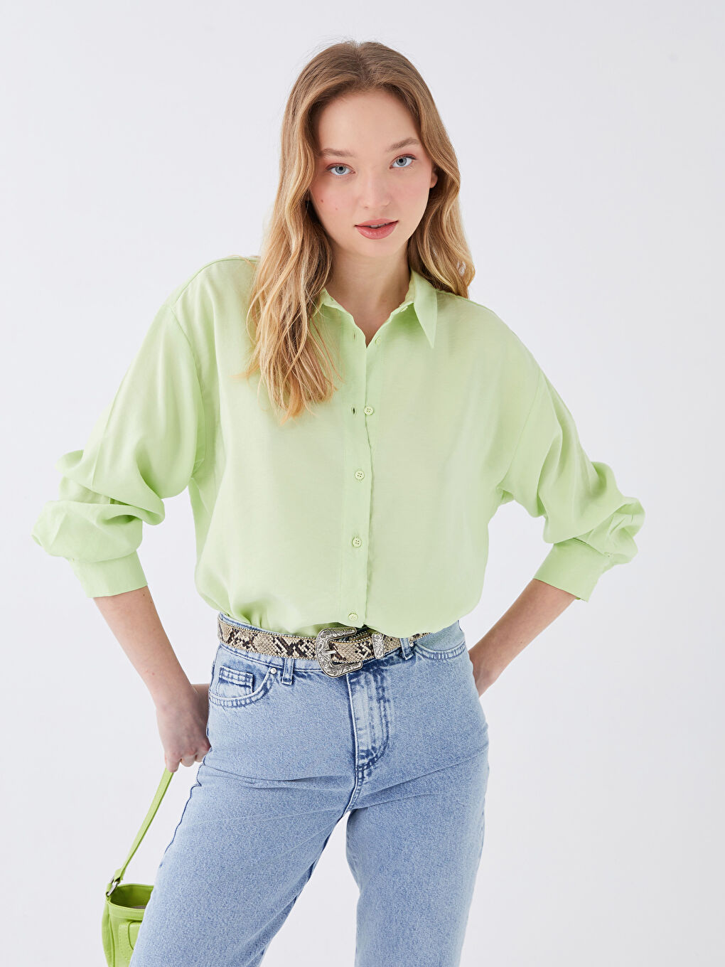Yeşil Düz Uzun Kollu Oversize Kadın Gömlek-1