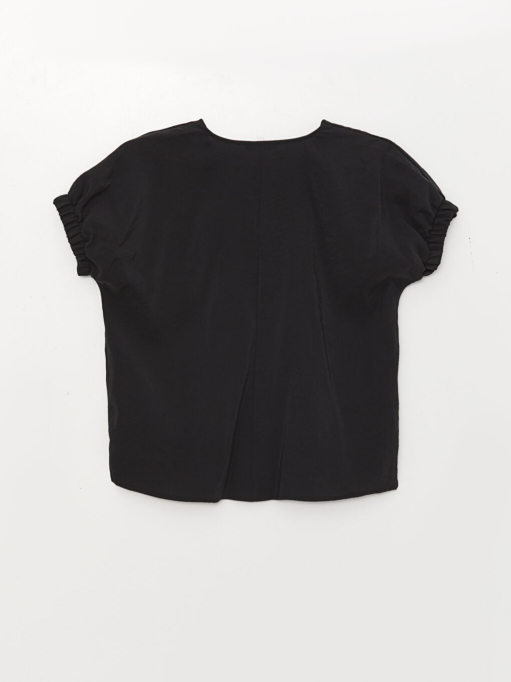 Siyah Kaçık Yaka Düz Kısa Kollu Kadın Bluz-7