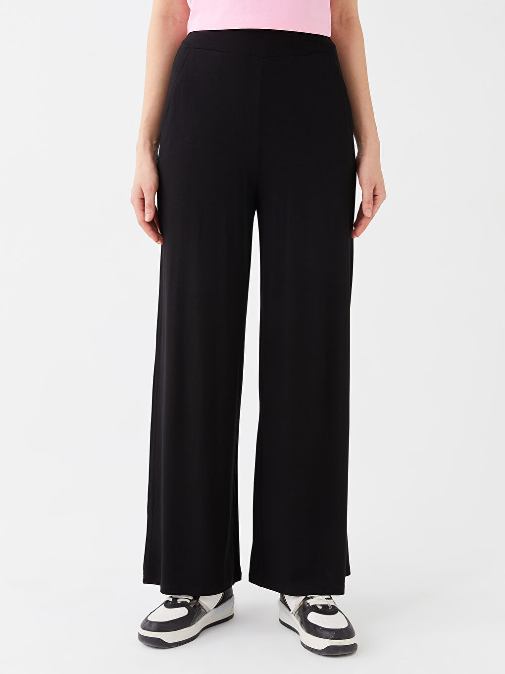 Siyah Standart Fit Düz Geniş Paça Kadın Pantolon-3