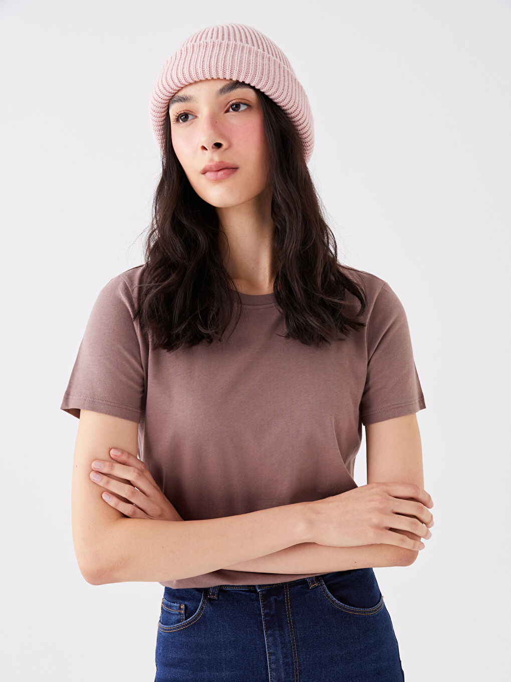 Kahverengi Bisiklet Yaka Düz Kısa Kollu Kadın Tişört