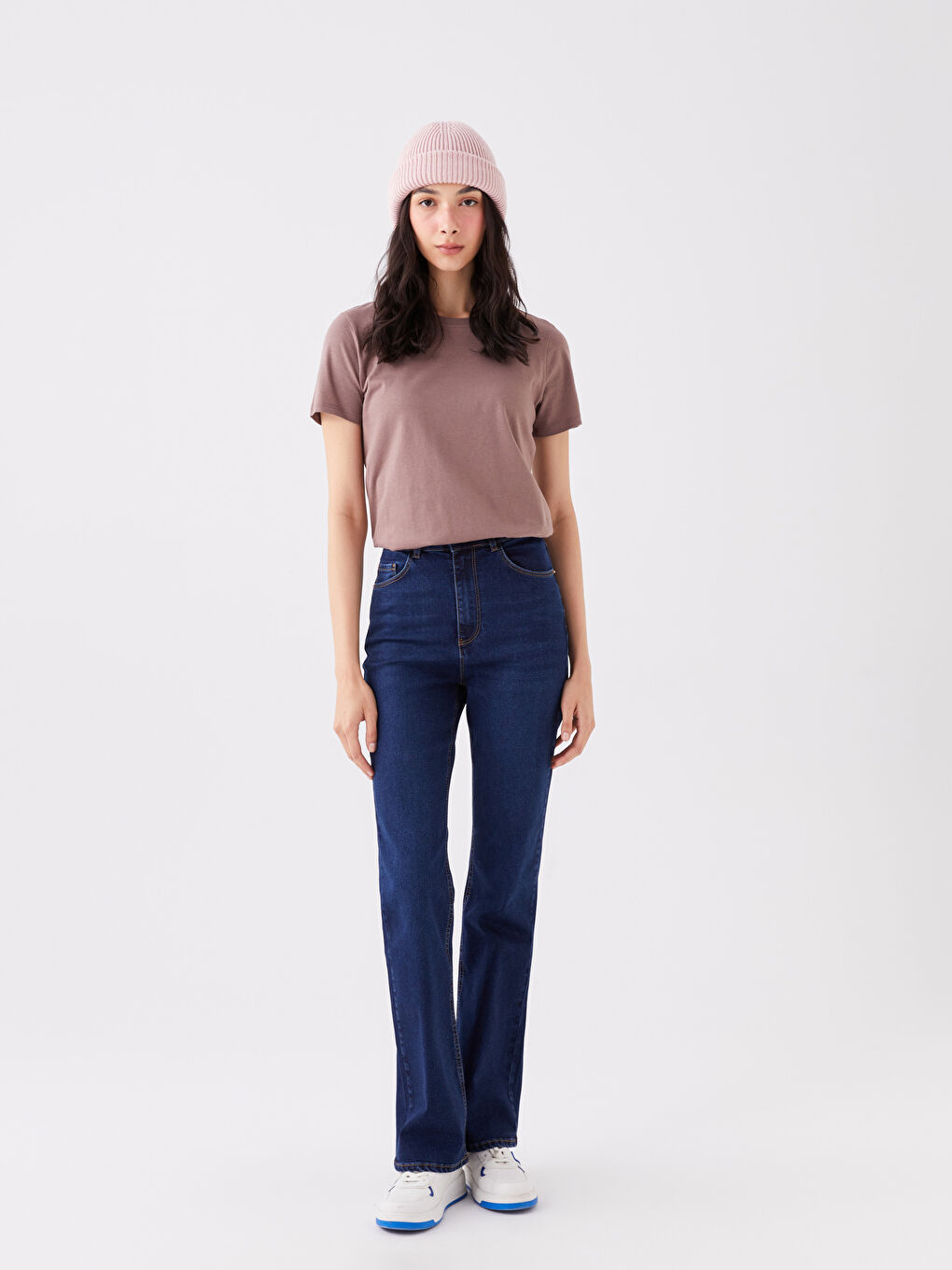 Kahverengi Bisiklet Yaka Düz Kısa Kollu Kadın Tişört-2