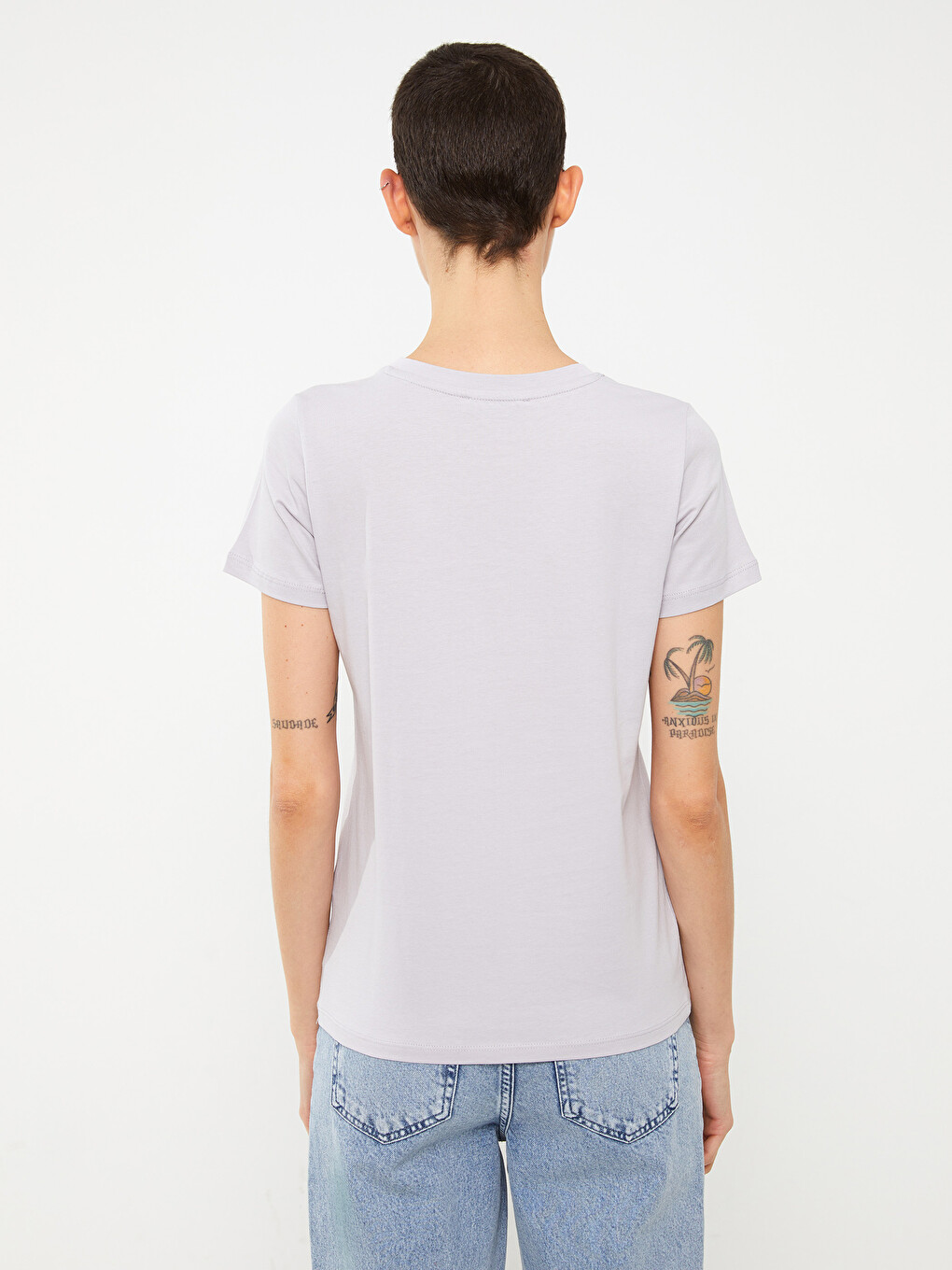 T-shirt Me Jakë Të Rrumbullakët, E Thjeshtë, Me Mëngë Të Shkurtra Për Gra-4