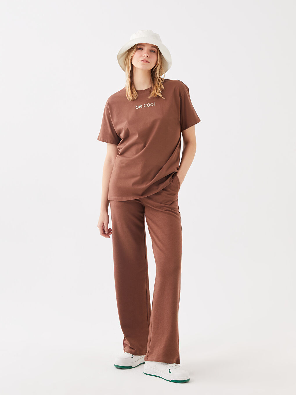 Elasticated Waist Plain Wide Leg Women's Sweatpants