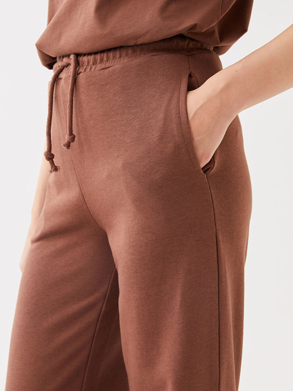 Elasticated Waist Plain Wide Leg Women's Sweatpants-4