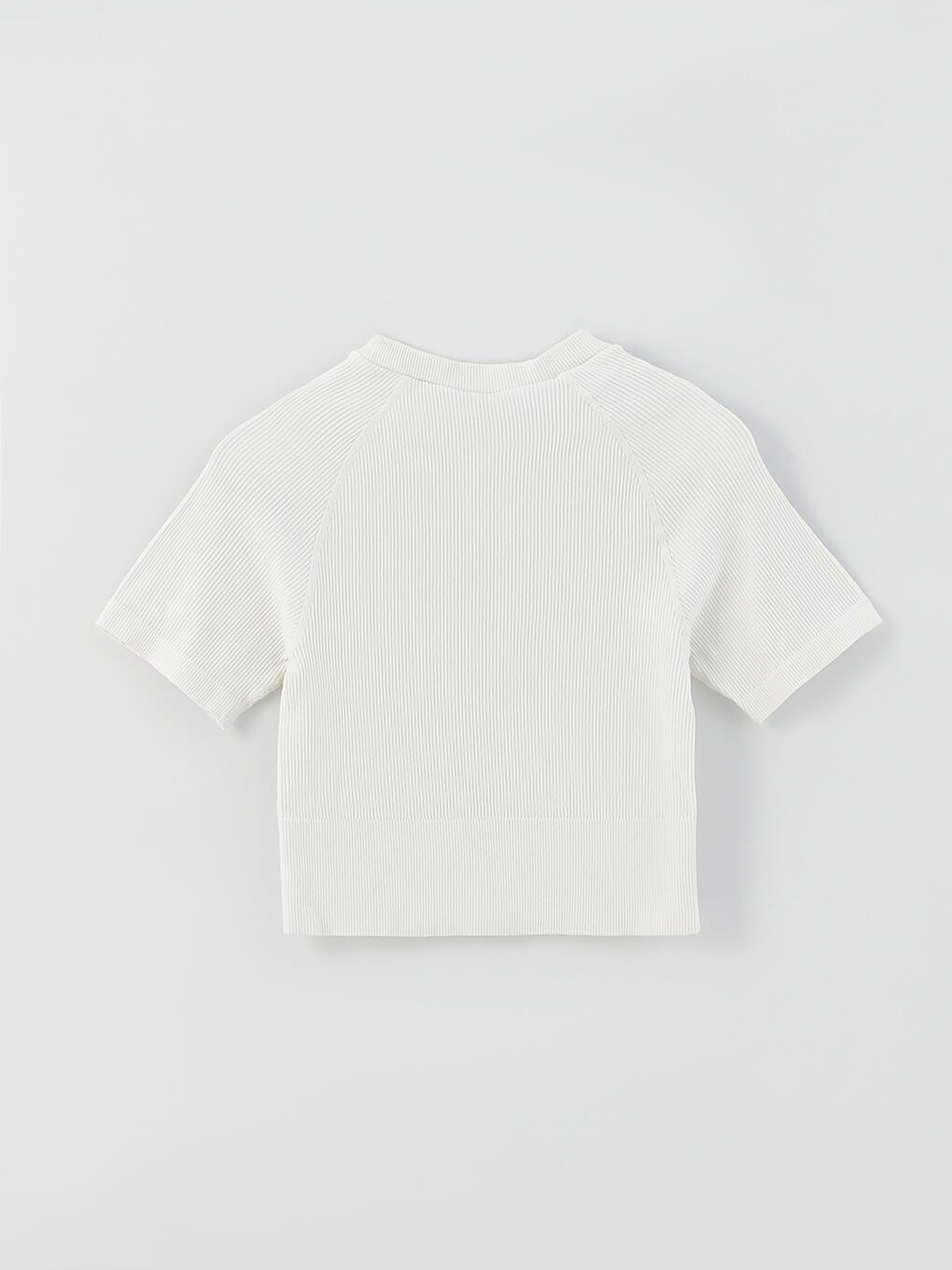 قميص رياضي قصير بدون خياطة للسيدات بياقة قمع-6