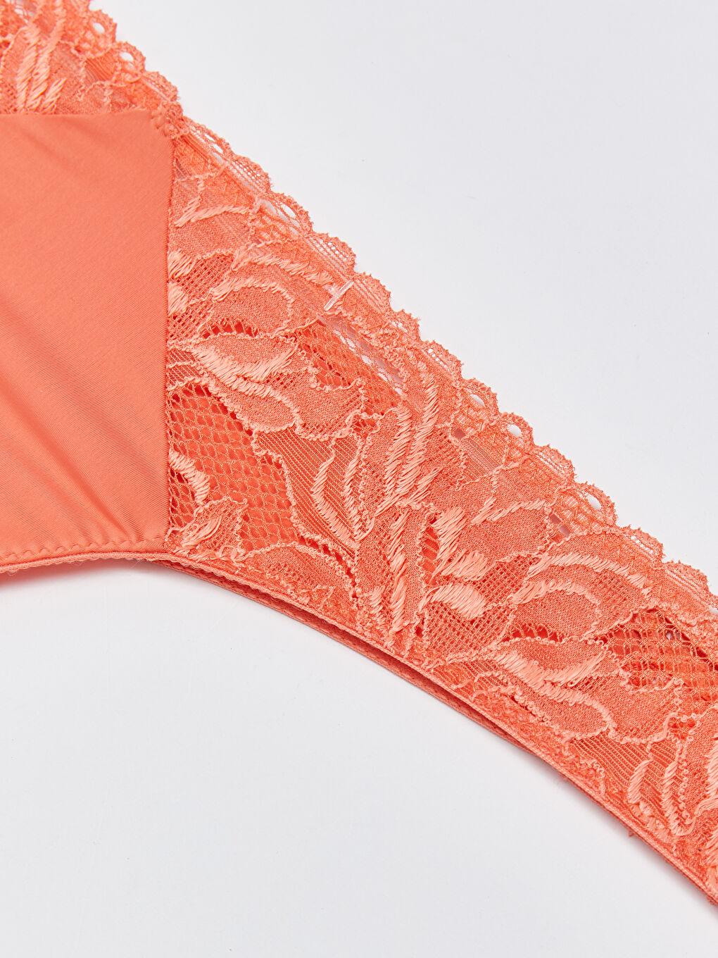 Lace Detailed Thong Panties -S3CH20Z8-GPF