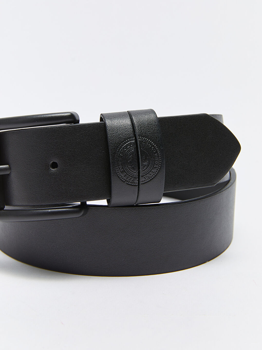 Siyah Deri Görünümlü Erkek Kemer