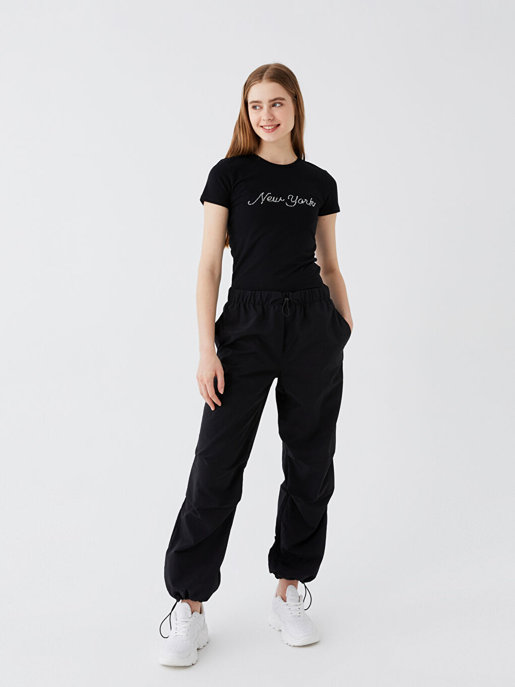 Crew Neck Rhinestone Embellished Women's Crop Top-2