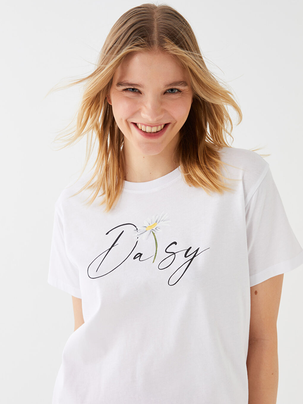 Beyaz Bisiklet Yaka Baskılı Kısa Kollu Kadın Tişört-2