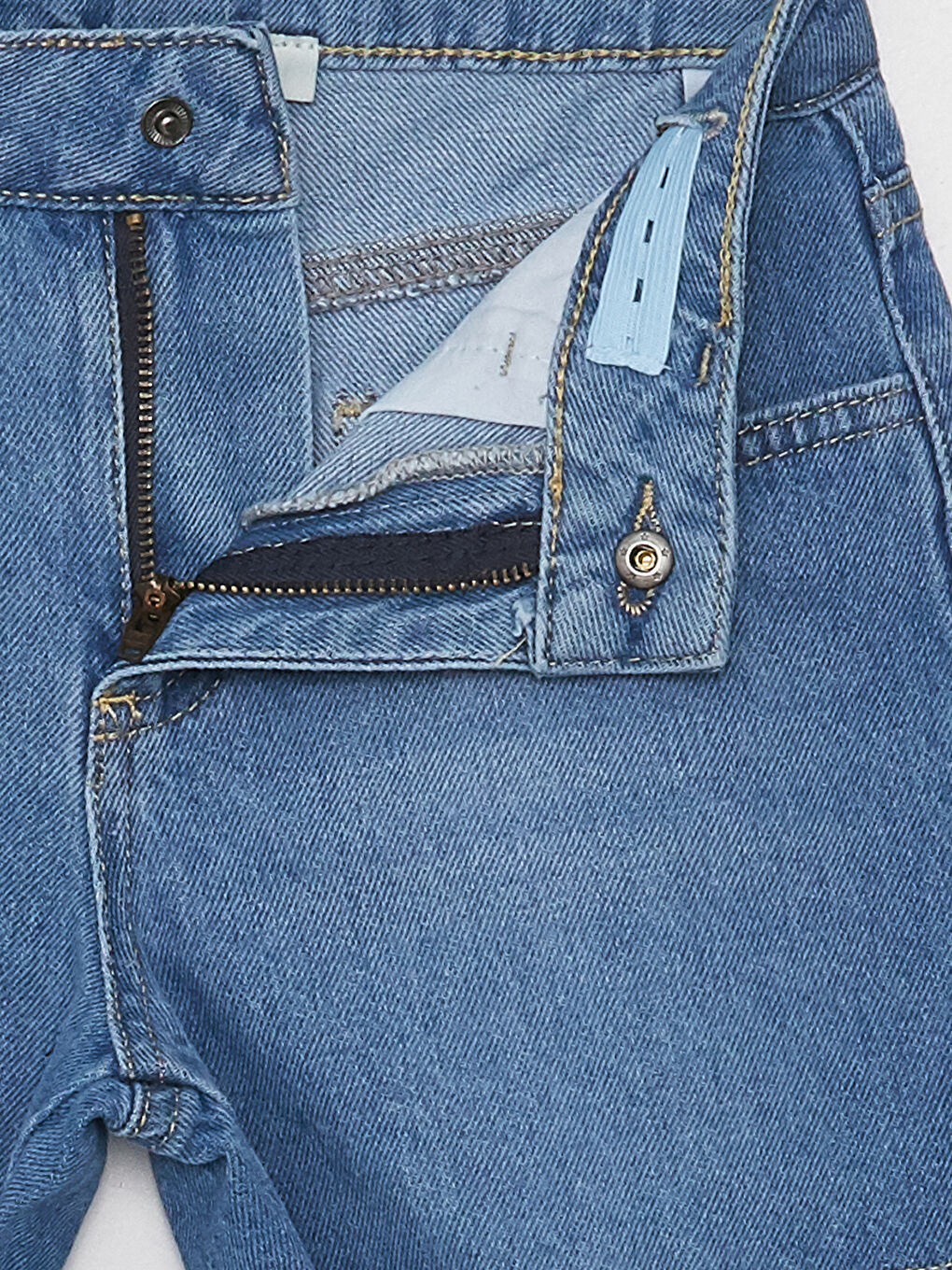 Embroidered Girl Jean Shorts -S3CI66Z4-H45