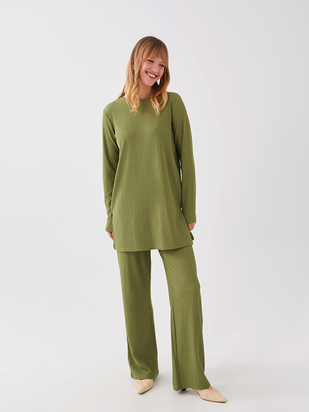 بنطلون واسع الساق سادة بخصر مرن للسيدات