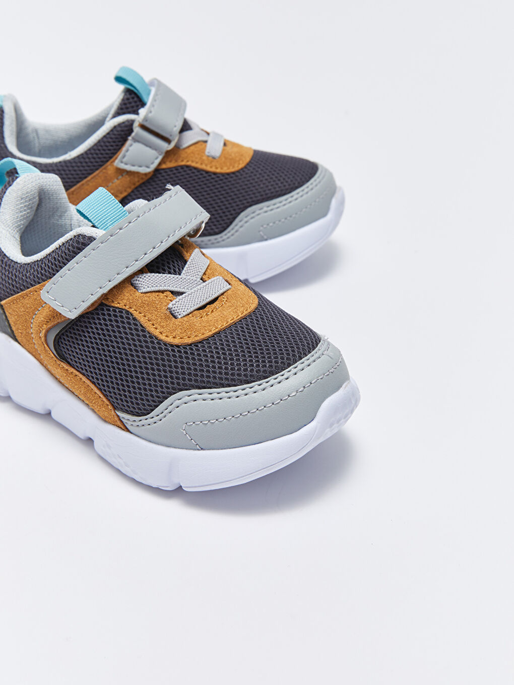 LC Waikiki Hook-and-Loop Baby Boys' Sneakers -S3CJ39Z1-PVU