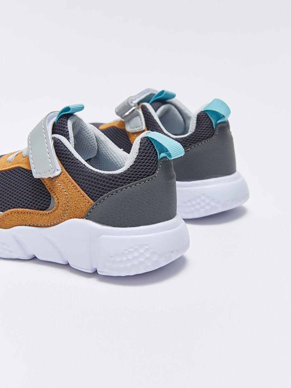 LC Waikiki Hook-and-Loop Baby Boys' Sneakers -S3CJ39Z1-PVU