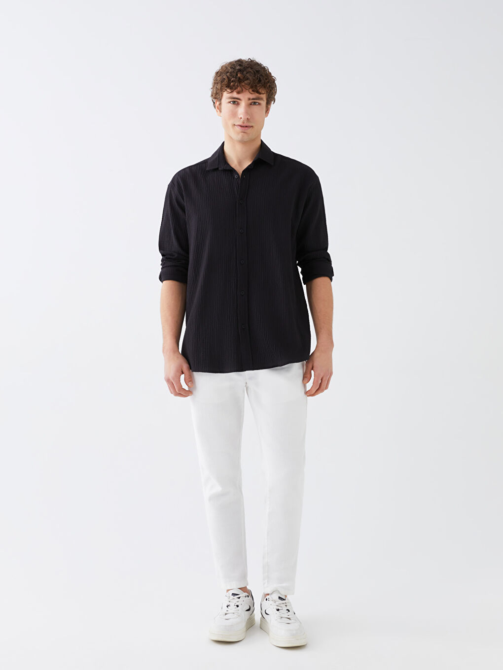 Siyah Rahat Kalıp Uzun Kollu Erkek Gömlek-2