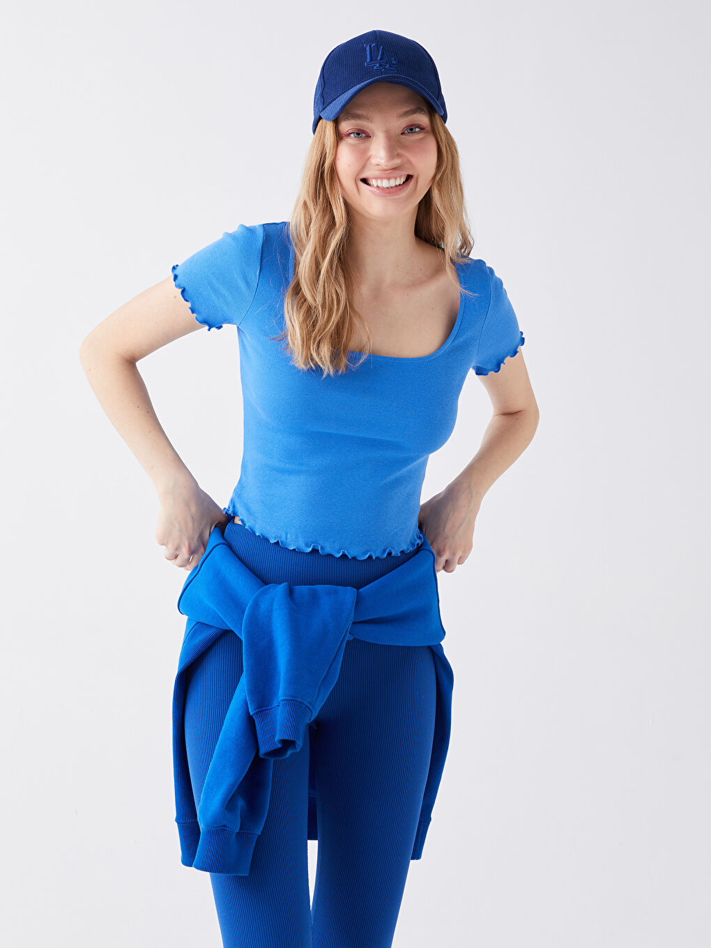 U Neck Plain Short Sleeve Women's T-Shirt-1