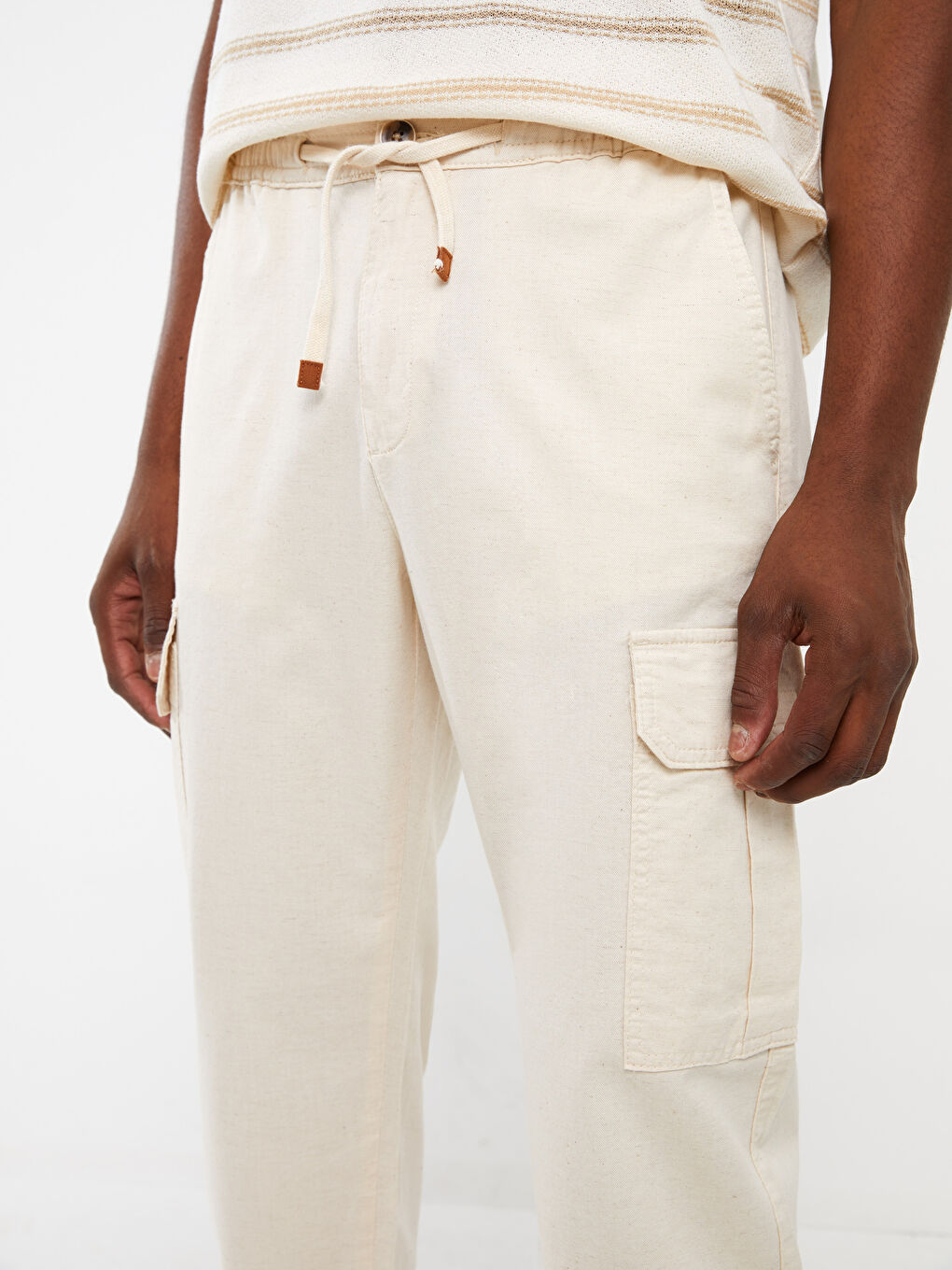 Standard Fit Linen Blended Men's Cargo Pants-2