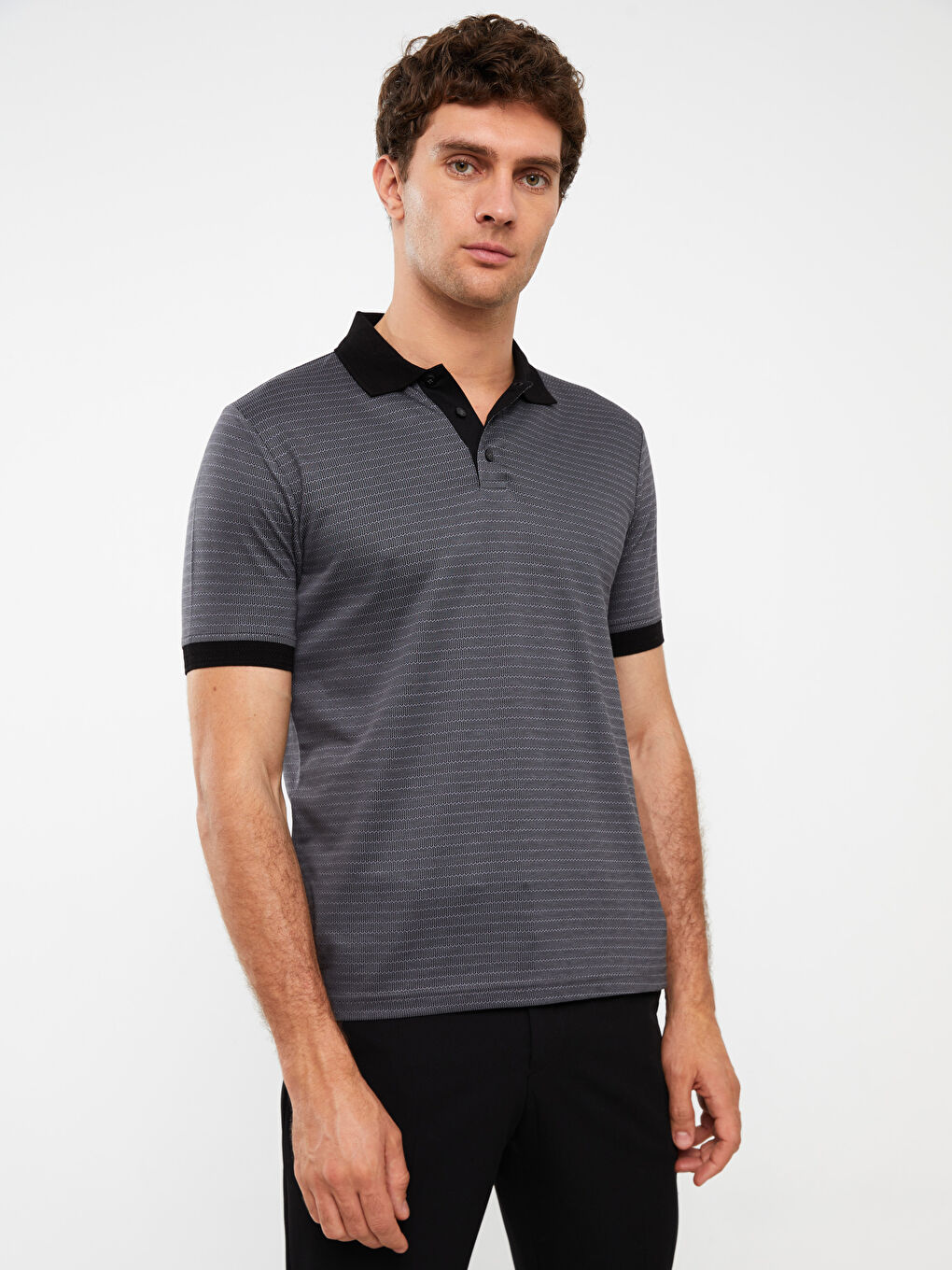 Siyah Merserize Polo Yaka Kısa Kollu Erkek Tişört