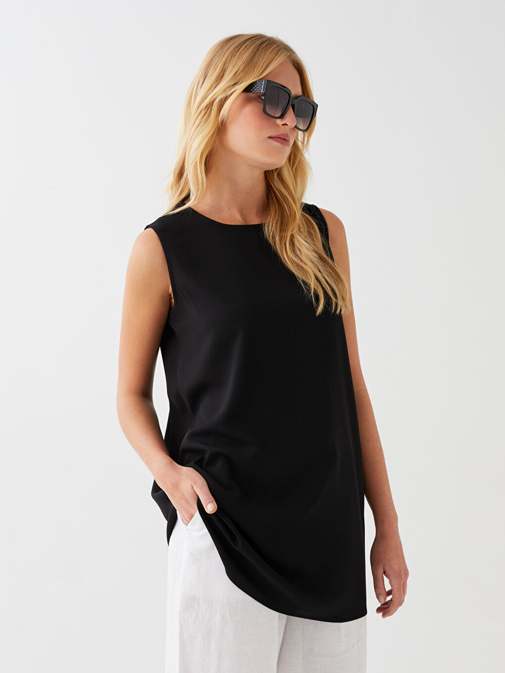 Siyah Bisiklet Yaka Düz Aerobin Kadın Tunik