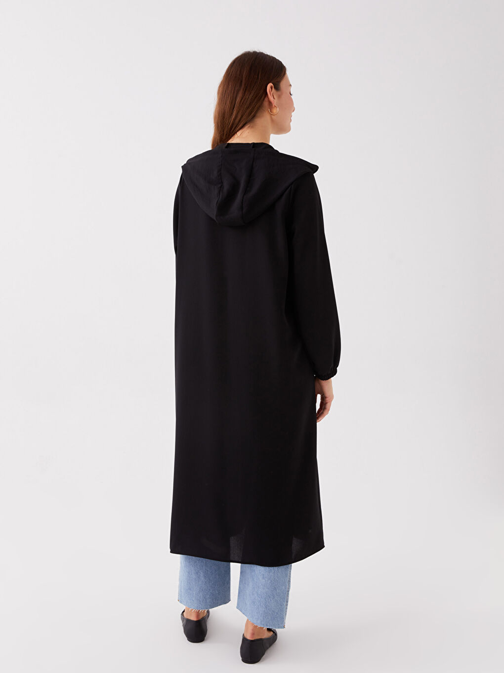 Siyah Kapüşonlu Düz Uzun Kollu Kadın Ferace-4