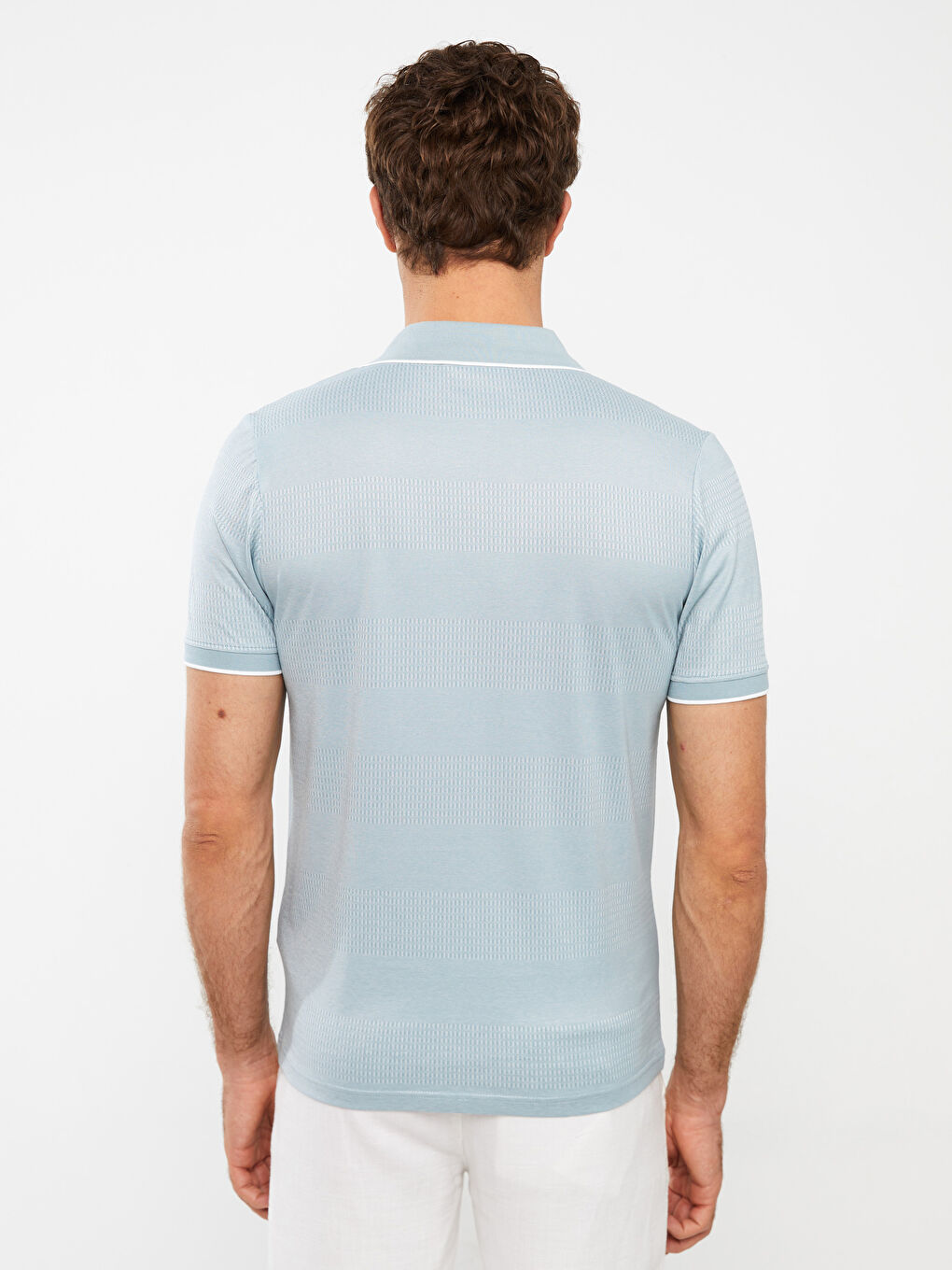 تيشيرت ياقة بولو كم قصير مُعالج بالميرسرايز للرجال-4