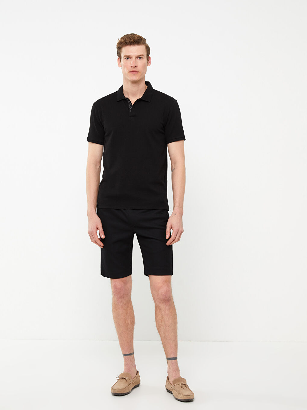 Siyah Polo Yaka Kısa Kollu Erkek Tişört-2