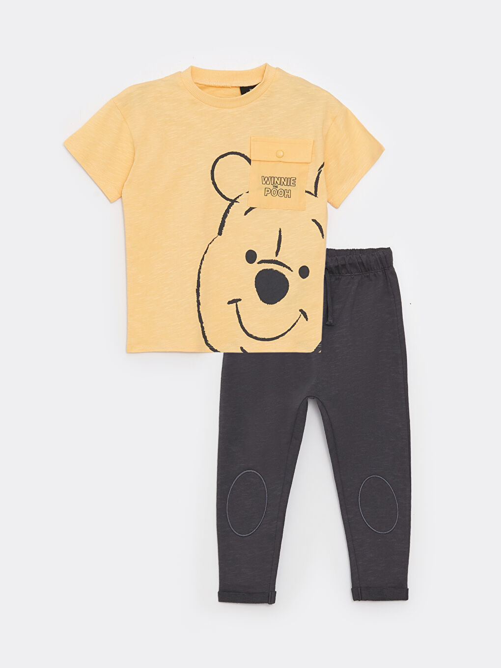 მრგვალი საყელო მოკლე სახელო ვინი პუჰი ნაბეჭდი ბიჭების მაისური და სპორტული შარვალი 2-შეკვრა კომპლექტი