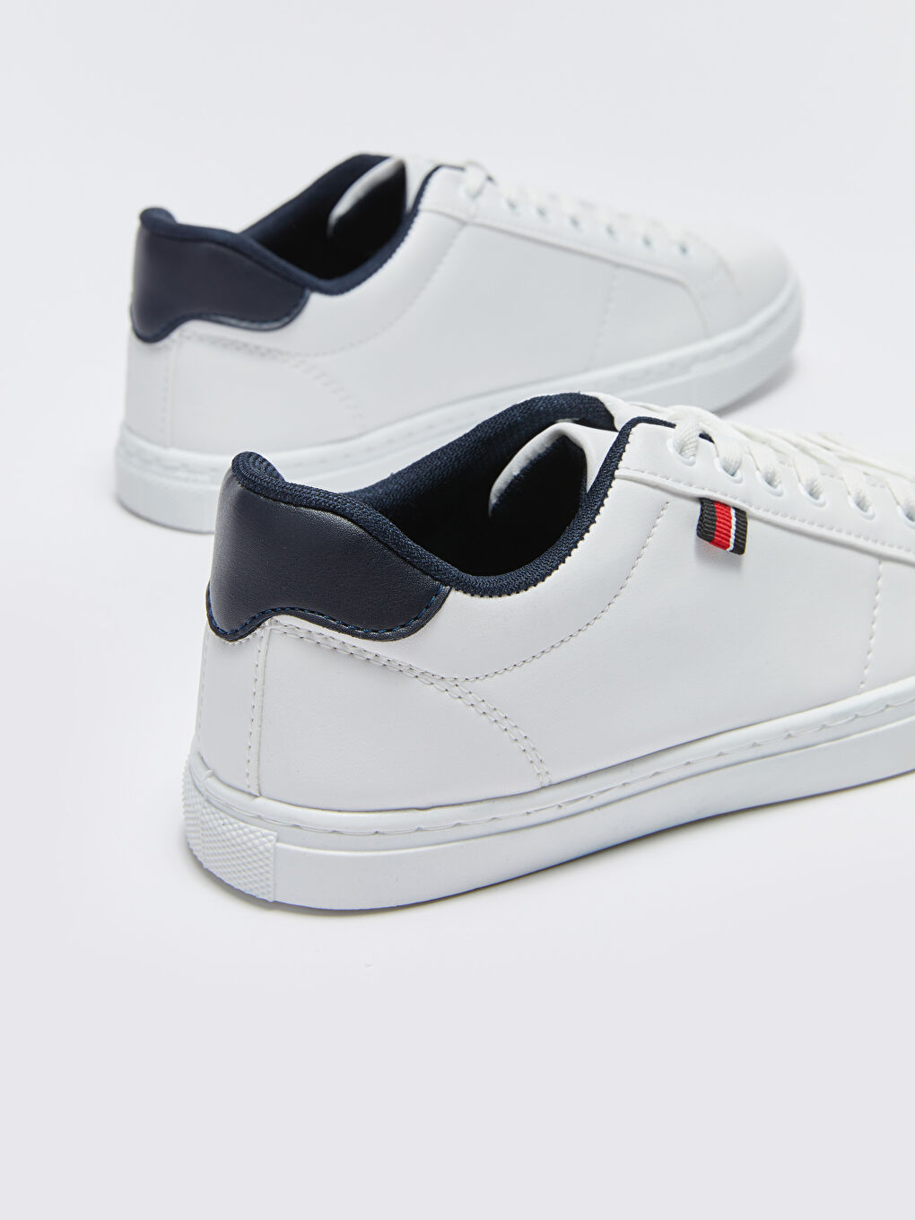 Beyaz Bağcıklı Erkek Spor Ayakkabı-4