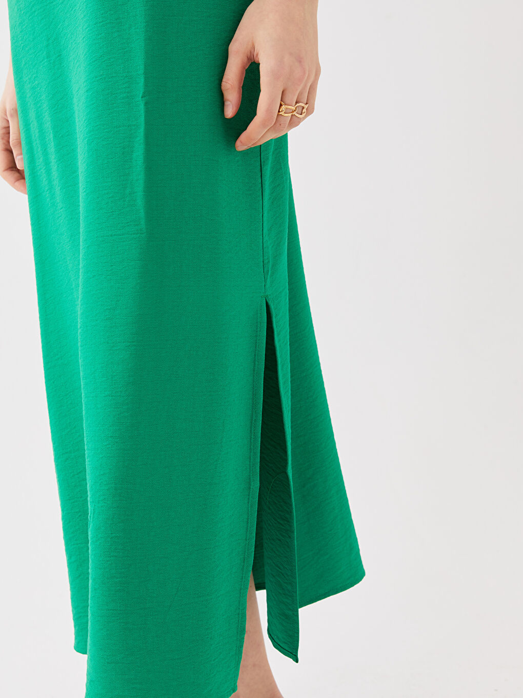 فستان حريمي بحمالات و ياقة U وقصة مستقيمة-3