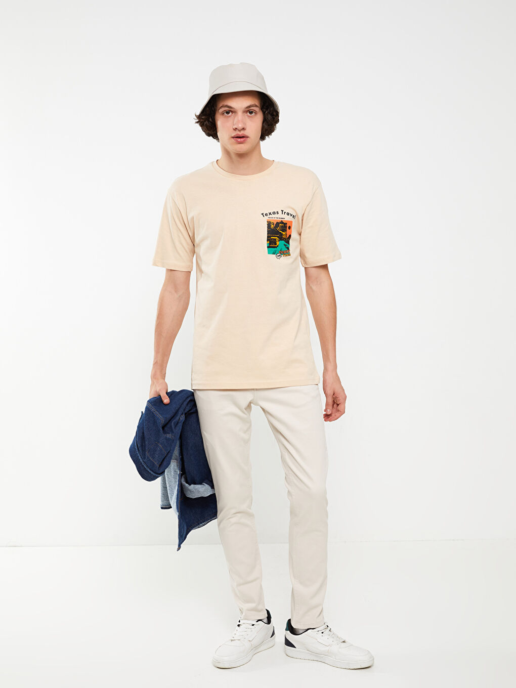 Bej Bisiklet Yaka Kısa Kollu Baskılı Penye Erkek Tişört-2