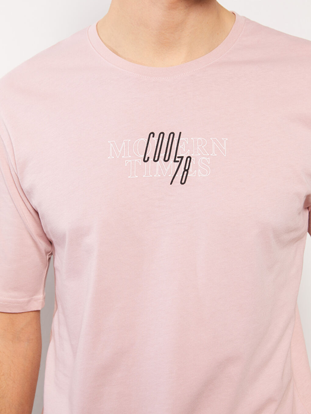 Pembe Bisiklet Yaka Kısa Kollu Baskılı Erkek Tişört-3