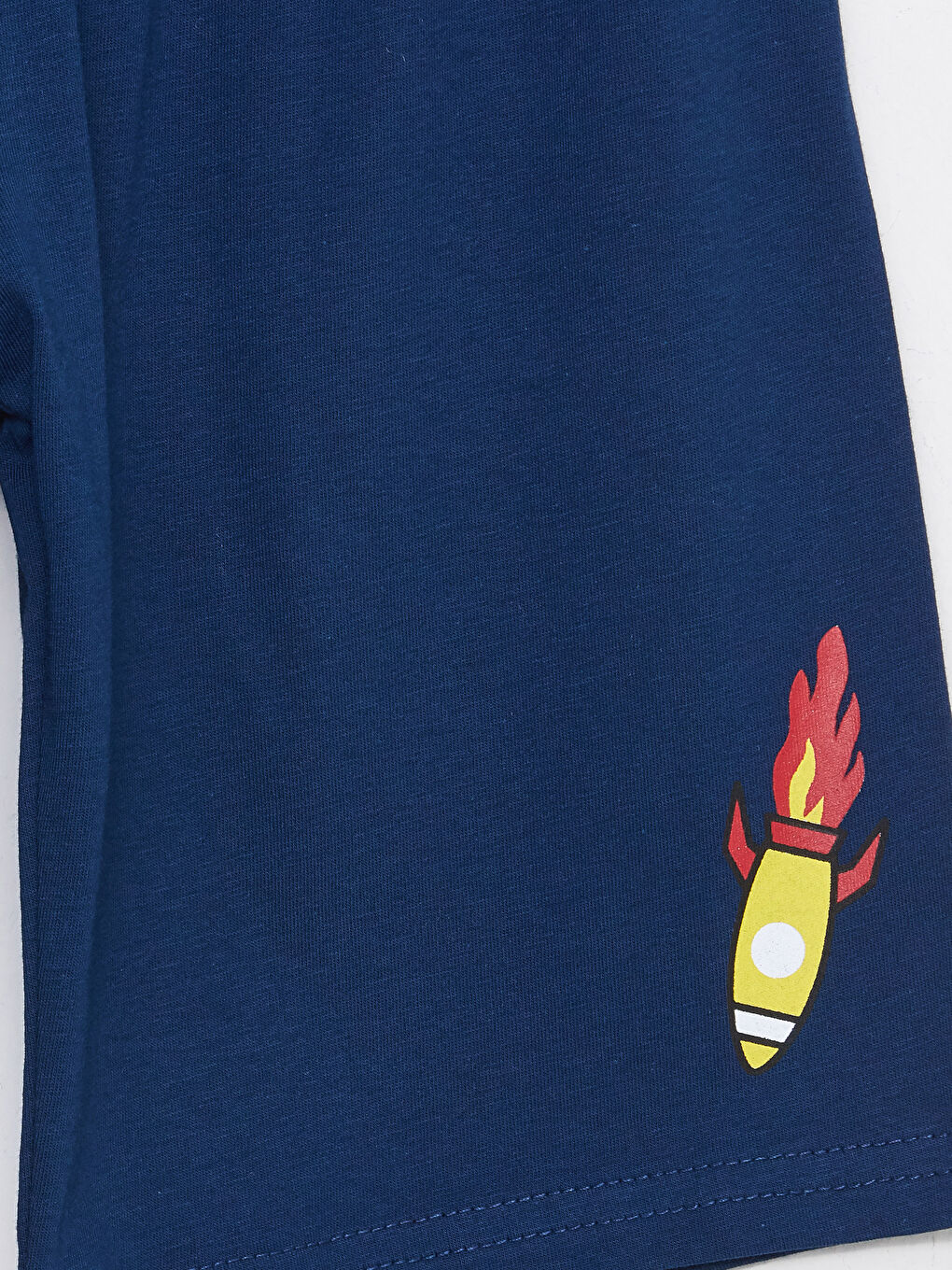 طقم بيجامة شورت بأكمام قصيرة مطبوع بياقة دائرية للأولاد-4