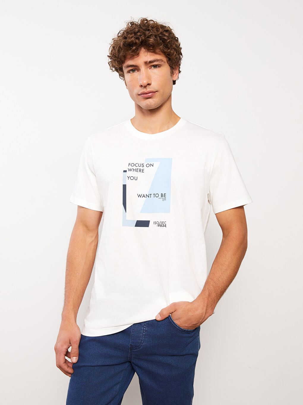 Beyaz Bisiklet Yaka Kısa Kollu Baskılı Penye Erkek Tişört