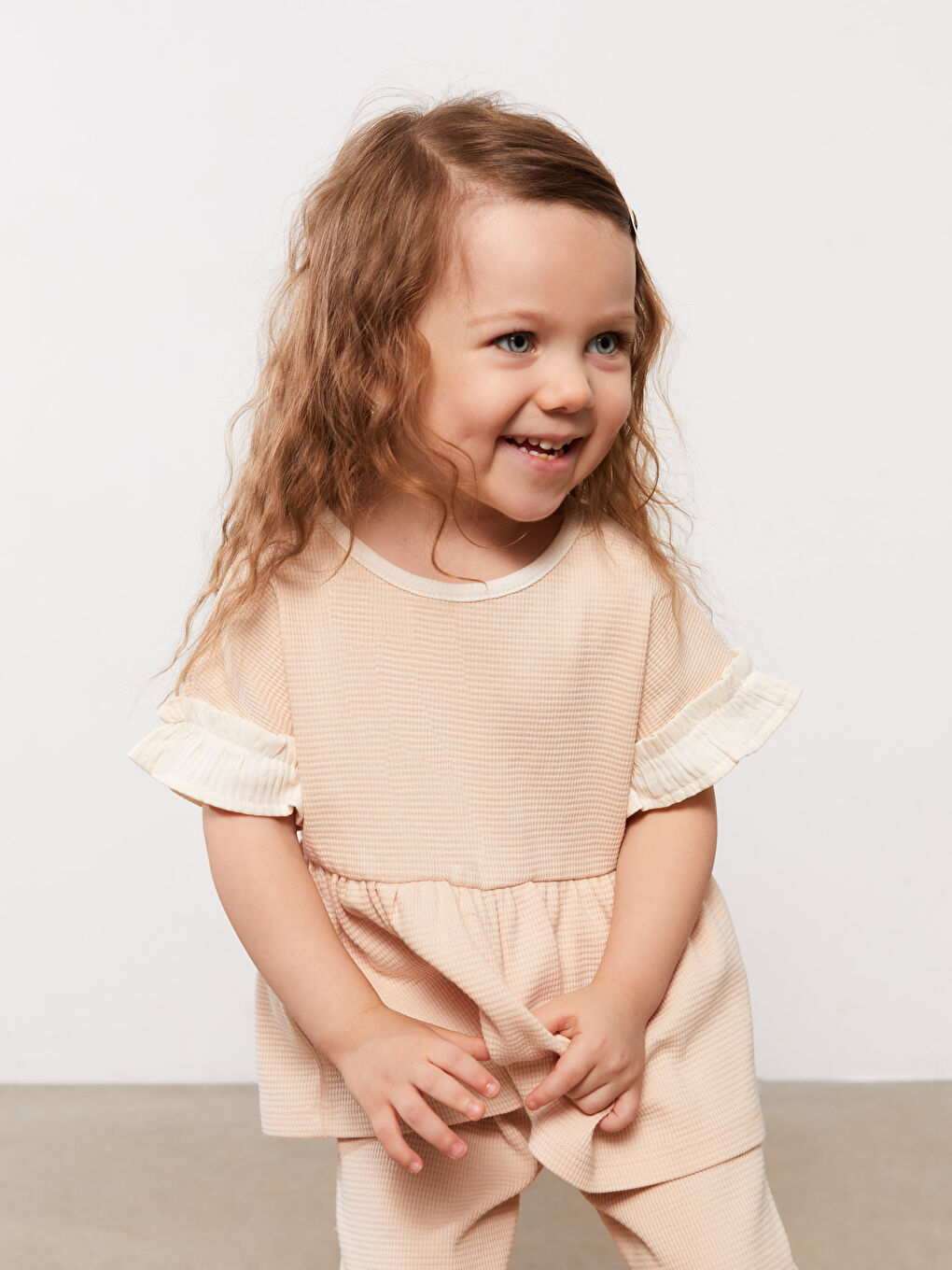 Pembe Bisiklet Yaka Kısa Kollu Kız Bebek Bluz ve Pantolon 2'li Takım-3