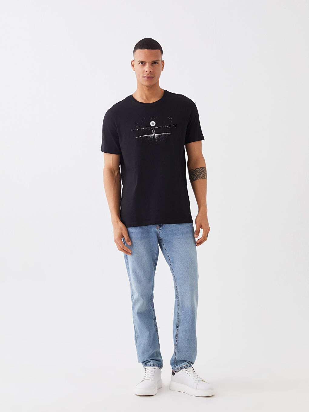 Siyah Bisiklet Yaka Kısa Kollu Baskılı Penye Erkek Tişört-2