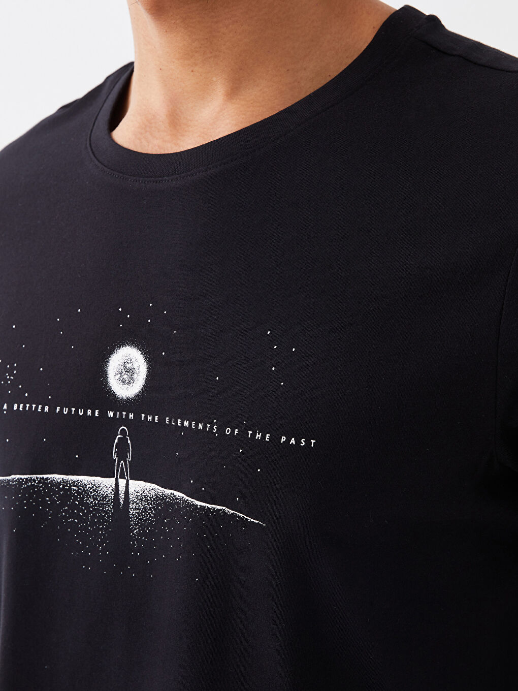 Siyah Bisiklet Yaka Kısa Kollu Baskılı Penye Erkek Tişört-3