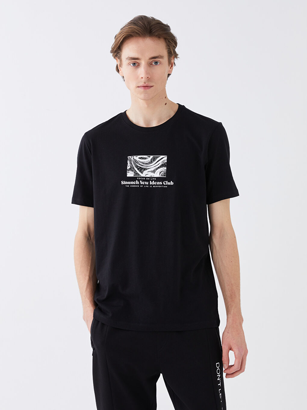 Siyah Bisiklet Yaka Kısa Kollu Baskılı Penye Erkek Tişört