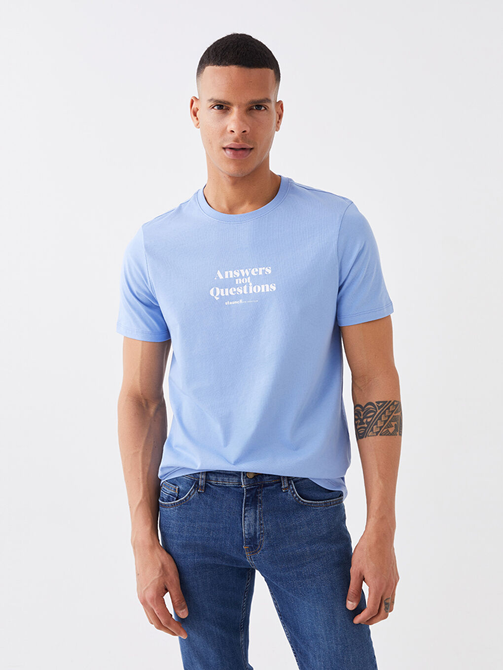 تيشيرت رجالي ياقة دائرية كم قصير مطبوع قطن ممشط-2