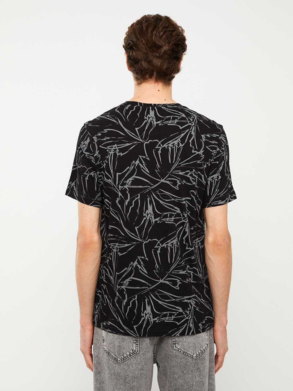 Siyah Bisiklet Yaka Kısa Kollu Desenli Penye Erkek Tişört-4