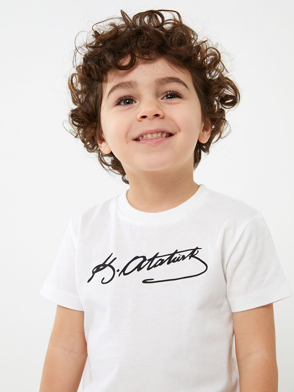 Beyaz Bisiklet Yaka Kısa kollu Atatürk İmza Baskılı Erkek Bebek Tişört-1