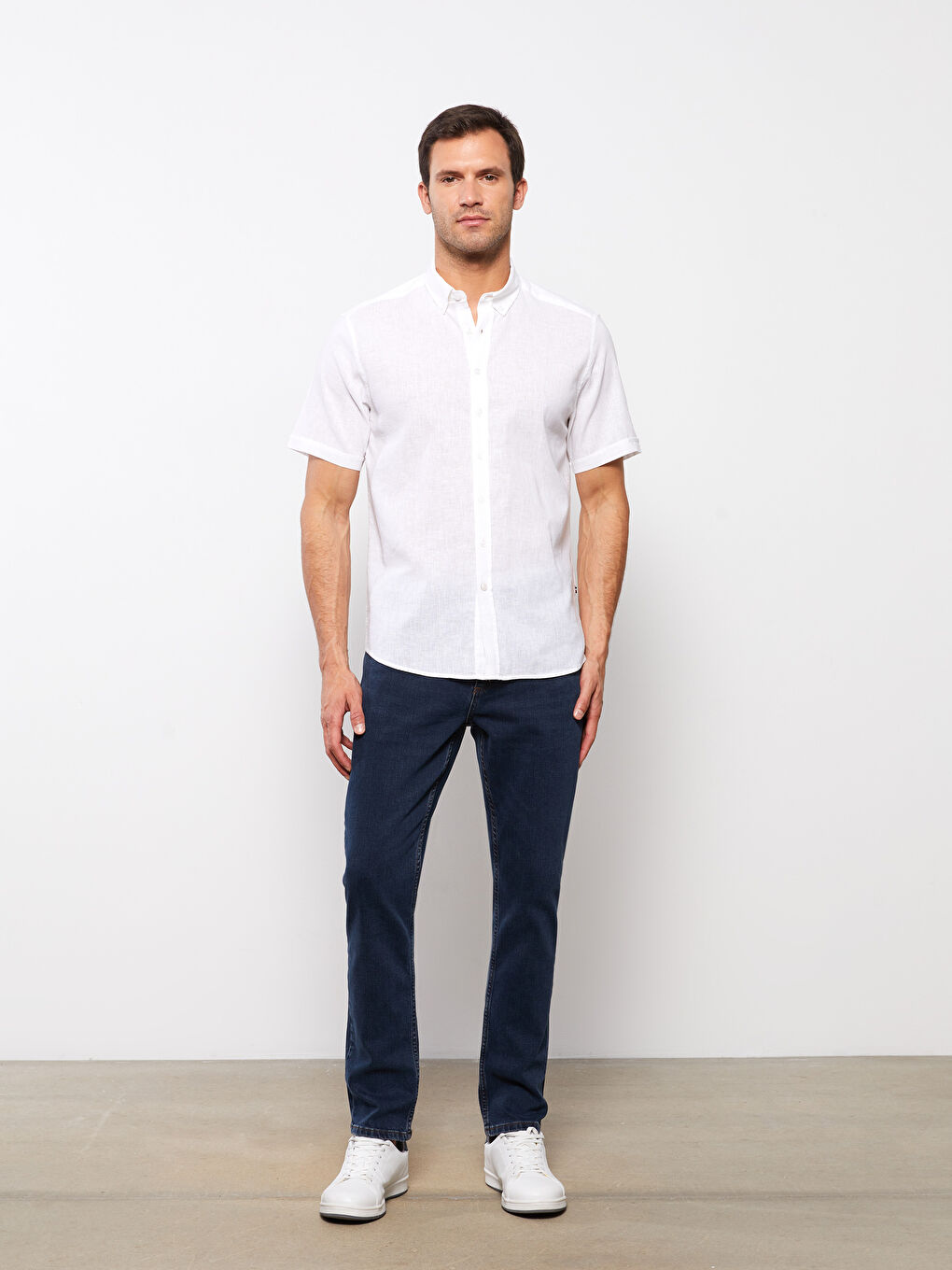 قميص رجالي بكم قصير بقصة عادية-2