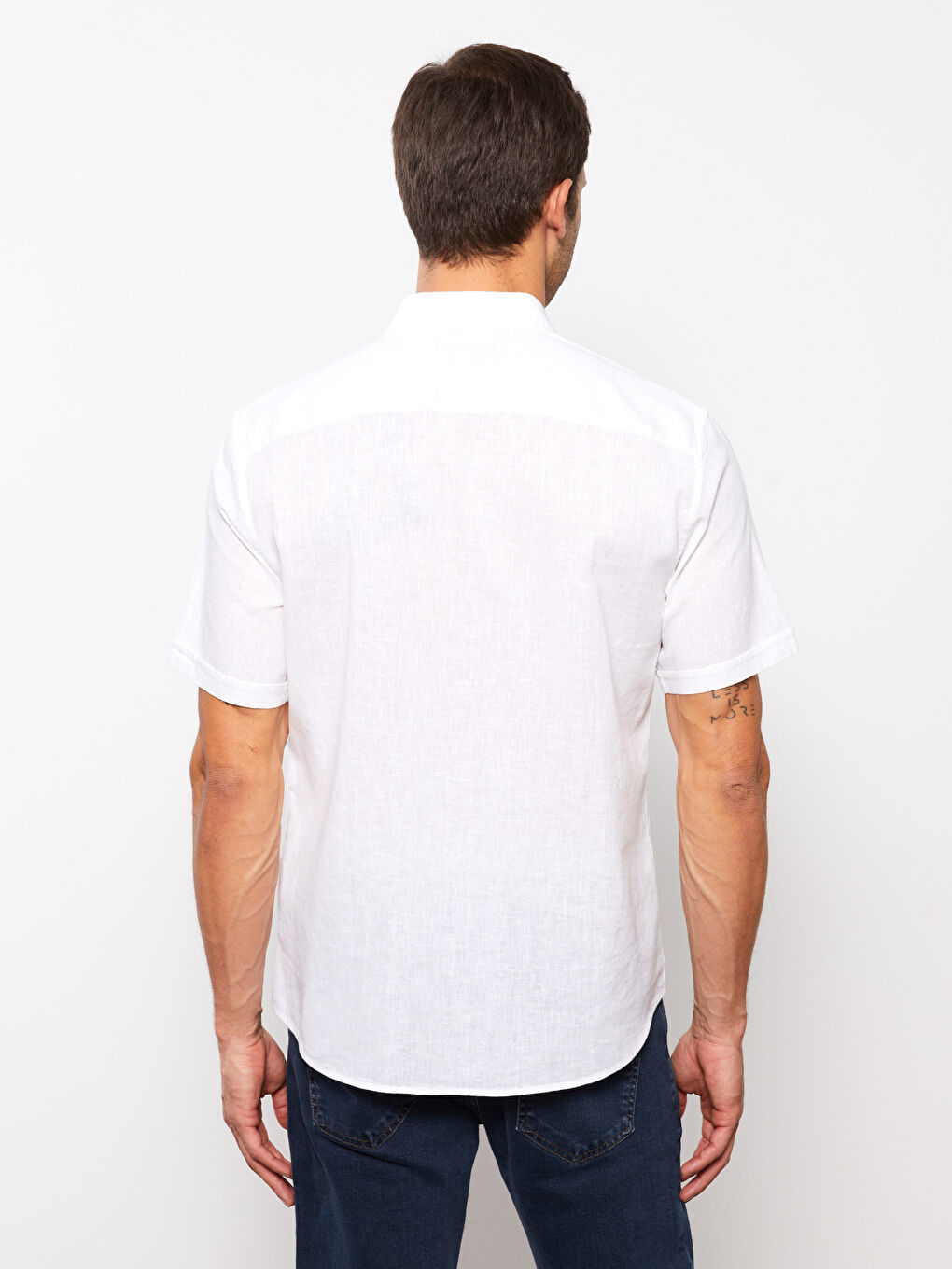 قميص رجالي بكم قصير بقصة عادية-4