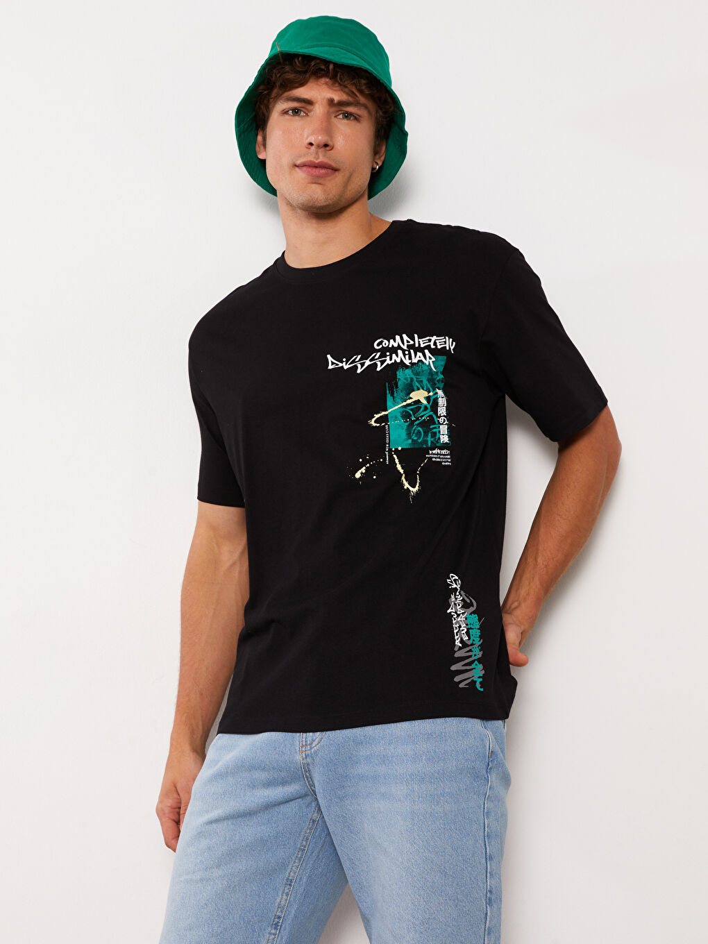 Siyah Bisiklet Yaka Kısa Kollu Baskılı Penye Erkek Tişört-2